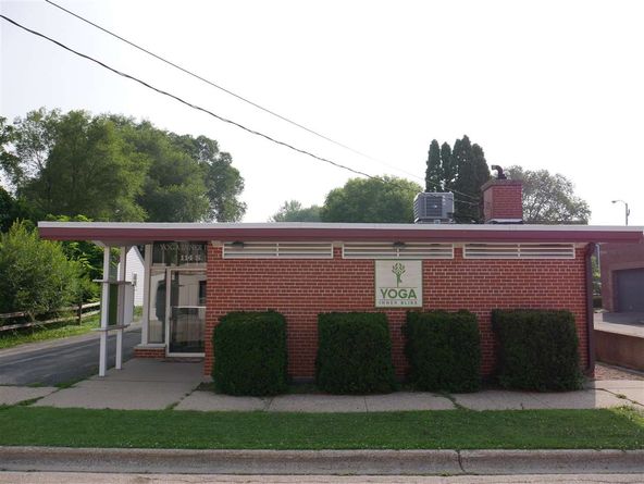 114 S Franklin St, Janesville, WI 53548